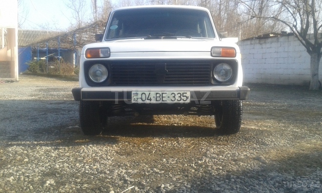 LADA (VAZ) Niva 2000, 220,000 km - 1.7 л - Ucar