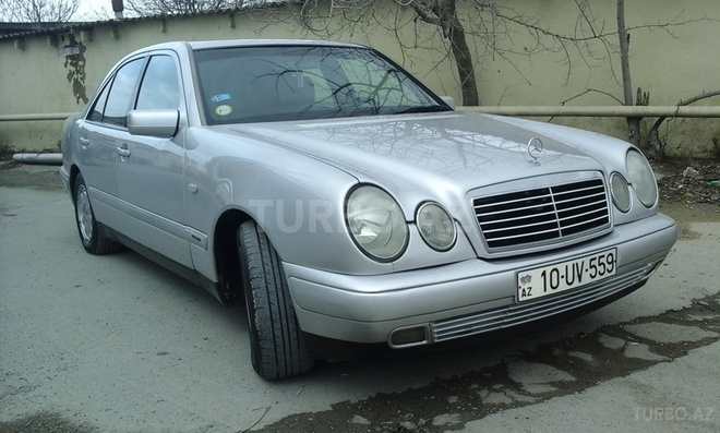Mercedes E 240 1998, 273,000 km - 2.4 l - Bakı