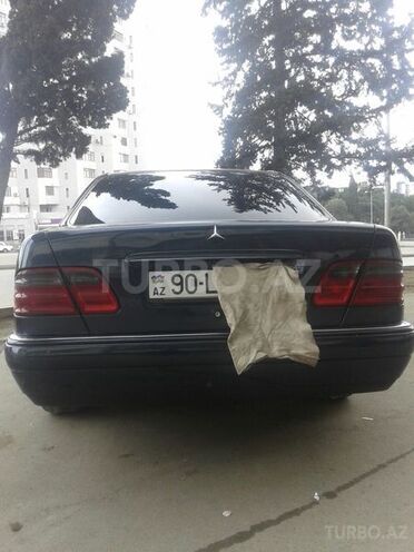 Mercedes E 200 1999, 400,000 km - 2.0 l - Bakı