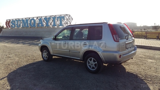 Nissan X-Trail 2004, 140,500 km - 2.0 л - Sumqayıt