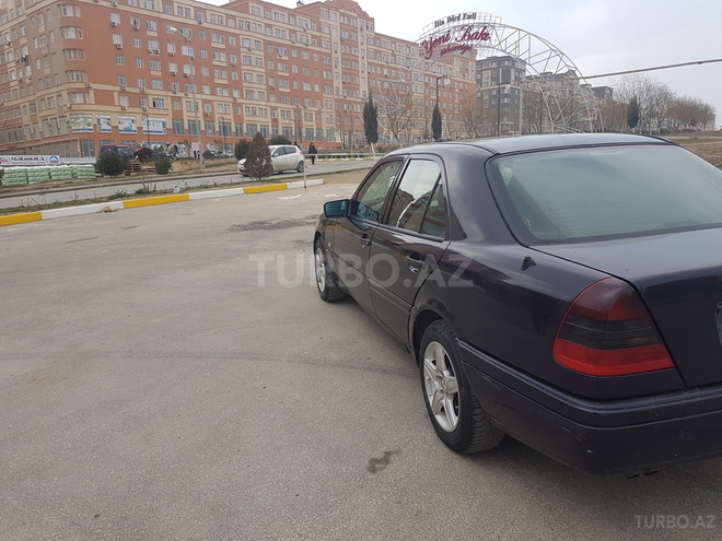 Mercedes C 280 1996, 208,000 km - 2.8 l - Bakı