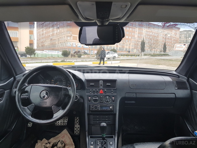 Mercedes C 280 1996, 208,000 km - 2.8 l - Bakı