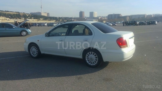 Nissan Sunny 2009, 166,000 km - 1.6 l - Bakı