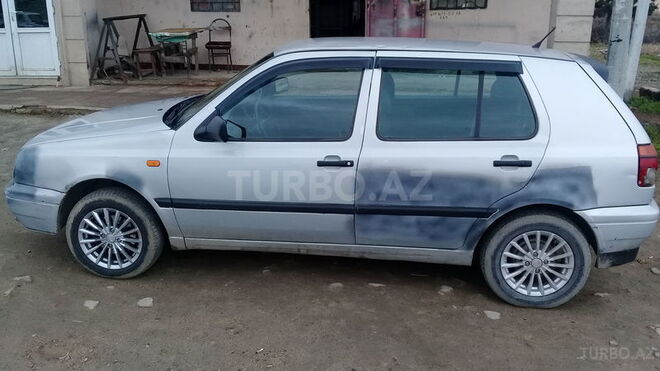 Volkswagen Golf 1996, 260,000 km - 1.8 л - Bakı