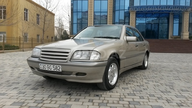 Mercedes C 230 1997, 200,000 km - 2.3 l - Sumqayıt