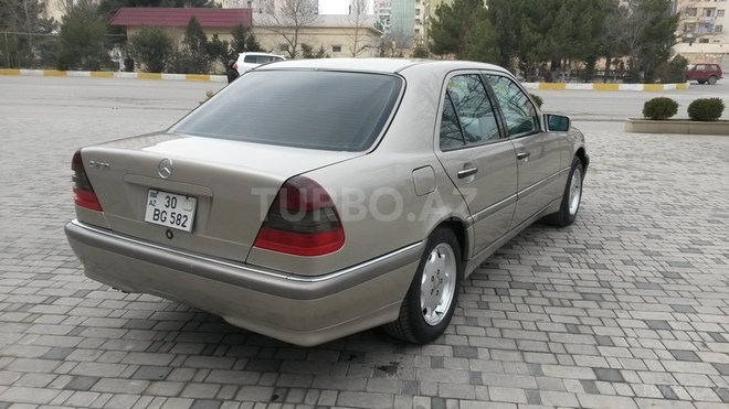 Mercedes C 230 1997, 200,000 km - 2.3 l - Sumqayıt
