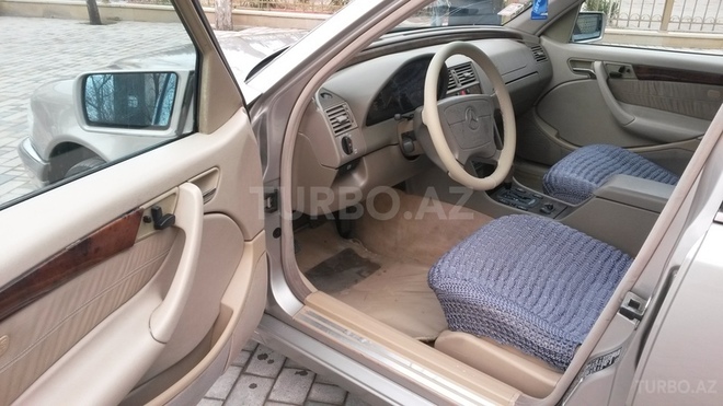 Mercedes C 230 1997, 200,000 km - 2.3 l - Sumqayıt
