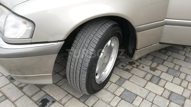 Mercedes C 230 1997, 200,000 km - 2.3 l - Sumqayıt