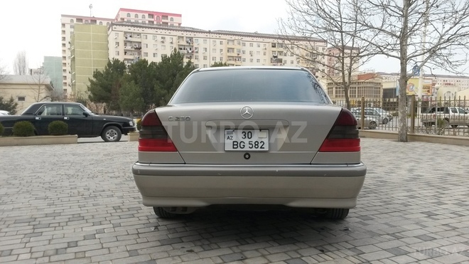 Mercedes C 230 1997, 200,000 km - 2.3 l - Sumqayıt
