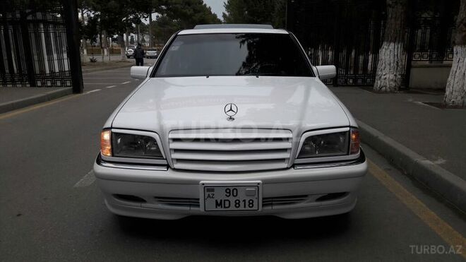 Mercedes C 230 2000, 220,000 km - 2.3 l - Sumqayıt