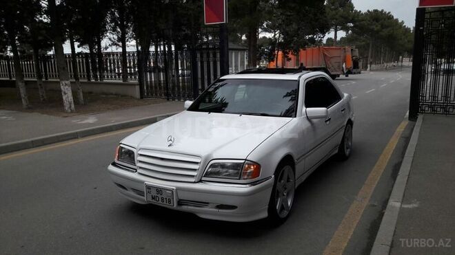 Mercedes C 230 2000, 220,000 km - 2.3 l - Sumqayıt