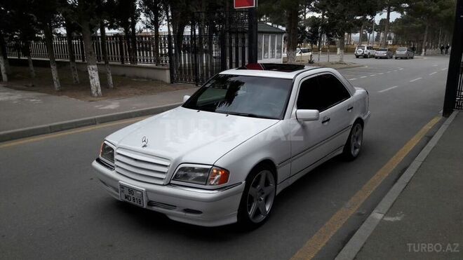Mercedes C 230 2000, 220,000 km - 2.3 l - Sumqayıt