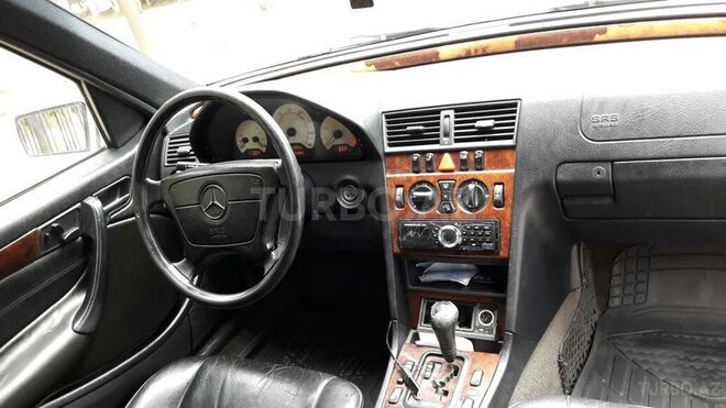 Mercedes C 230 2000, 220,000 km - 2.3 l - Sumqayıt