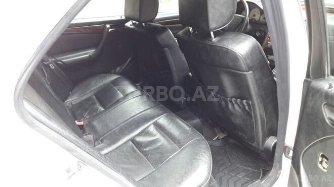 Mercedes C 230 2000, 220,000 km - 2.3 l - Sumqayıt