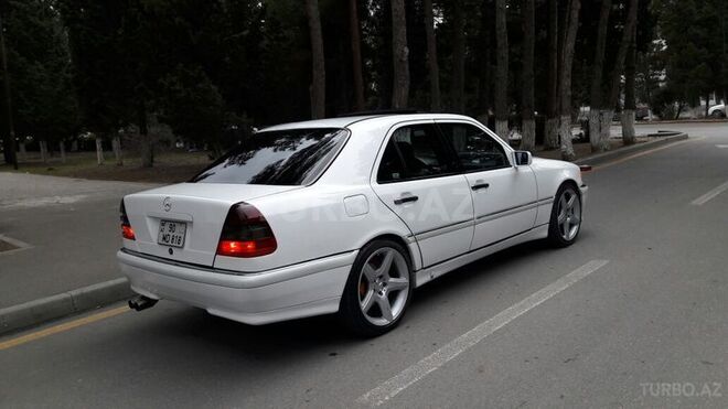 Mercedes C 230 2000, 220,000 km - 2.3 l - Sumqayıt