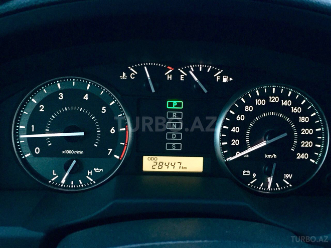 Toyota Land Cruiser 2013, 28,500 km - 4.0 l - Bakı