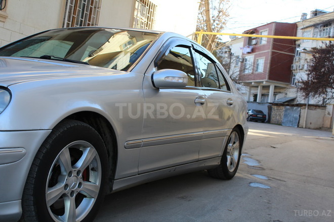 Mercedes C 240 2001, 190,000 km - 2.6 l - Sumqayıt