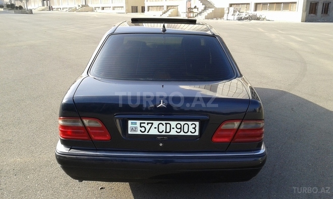 Mercedes E 230 1997, 433,000 km - 2.3 л - Gəncə