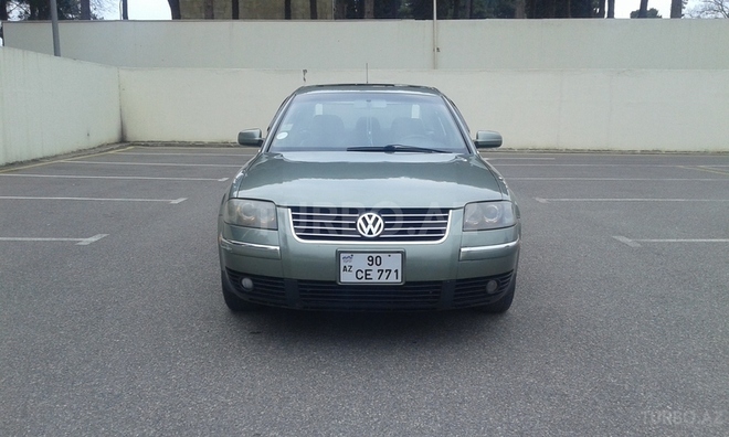 Volkswagen Passat 2002, 180,000 km - 1.8 l - Sumqayıt