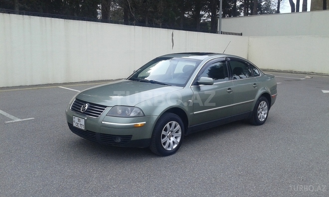 Volkswagen Passat 2002, 180,000 km - 1.8 l - Sumqayıt