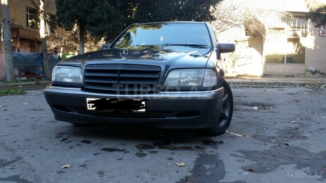 Mercedes C 180 1995, 30,600 km - 1.8 l - Bakı