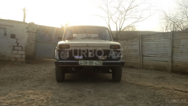 LADA (VAZ) Niva 1986, 428,120 km - 1.6 л - Qobustan