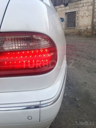 Mercedes E 240 2000, 140,000 km - 2.6 л - Ağcabədi