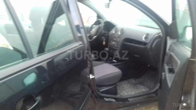 Ford Fusion 2011, 127,000 km - 1.6 l - Bakı