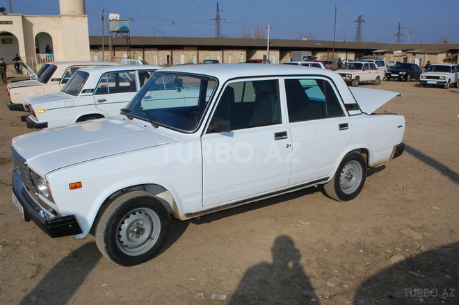 LADA (VAZ) 2107 2005, 70,000 km - 1.6 l - Cəlilabad