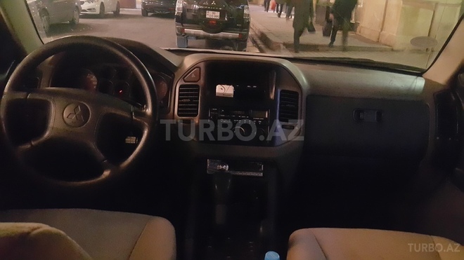 Mitsubishi Pajero 2002, 140,000 km - 3.5 l - Bakı