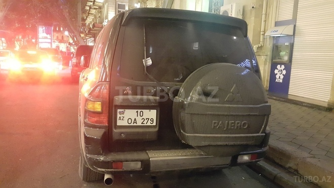 Mitsubishi Pajero 2002, 140,000 km - 3.5 l - Bakı