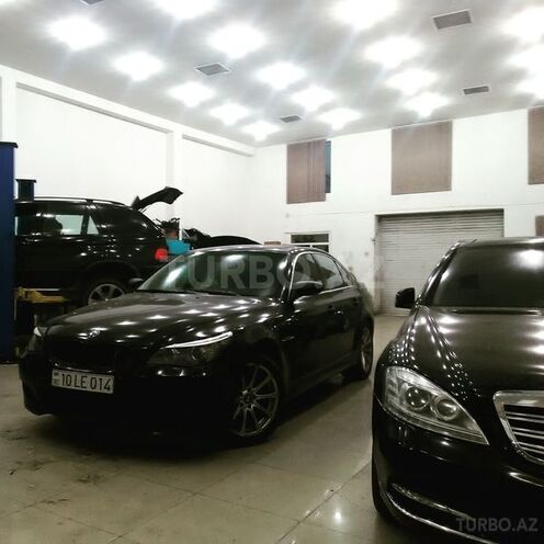 BMW 530 2004, 195,000 km - 0.3 l - Bakı