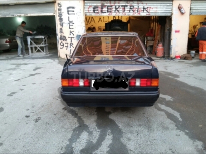 Mercedes 190 1992, 298,600 km - 2.0 l - Bakı