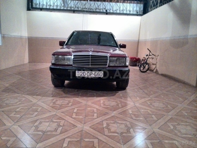 Mercedes 190 1991, 300,000 km - 1.8 l - Gəncə