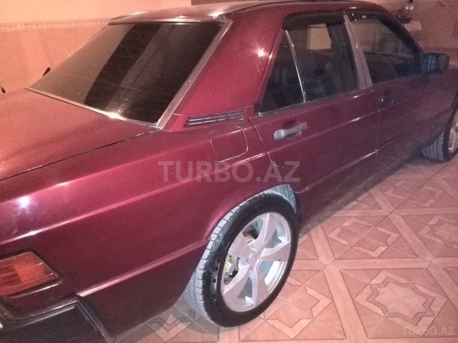 Mercedes 190 1991, 300,000 km - 1.8 l - Gəncə