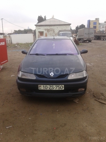 Renault Laguna 2001, 115,000 km - 2.0 л - Bakı