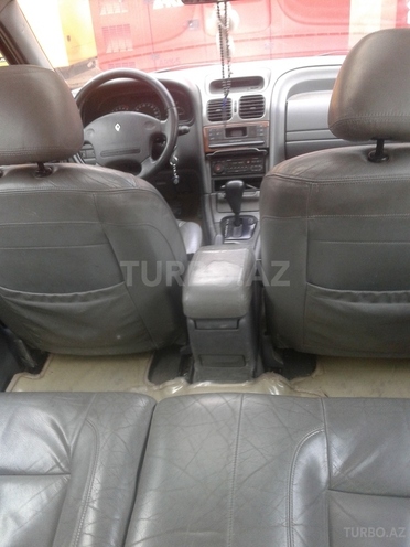 Renault Laguna 2001, 115,000 km - 2.0 л - Bakı