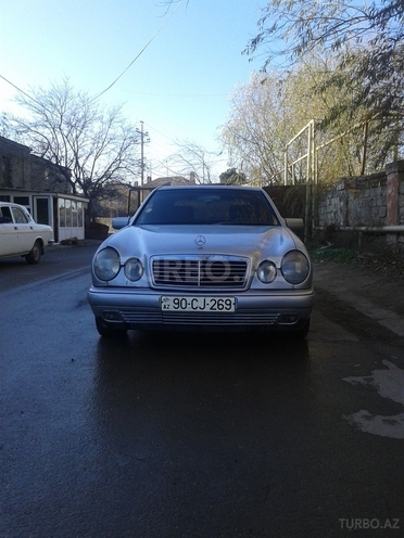 Mercedes E 230 1995, 436,200 km - 2.3 л - Bakı