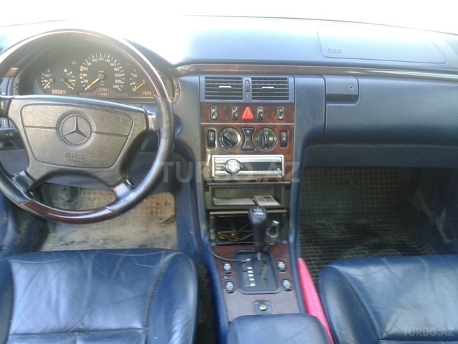 Mercedes E 230 1995, 436,200 km - 2.3 л - Bakı