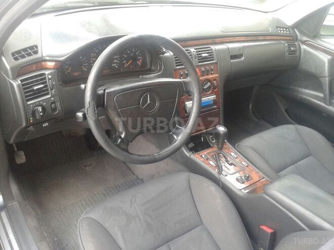 Mercedes E 200 1999, 401,000 km - 2.0 л - Bakı