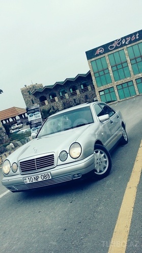 Mercedes E 230 1996, 285,000 km - 2.3 л - Bakı