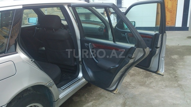 Mercedes C 180 1998, 203,000 km - 1.8 l - Yevlax