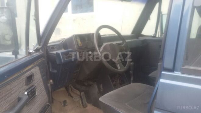 Mitsubishi Pajero 1990, 300,000 km - 3.0 l - Bakı