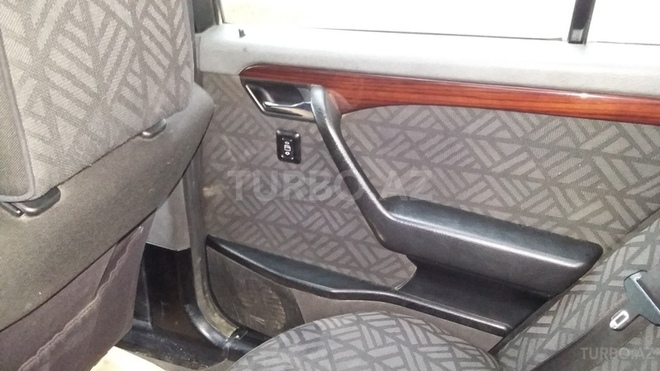 Mercedes C 180 1995, 306,948 km - 1.8 l - Sumqayıt