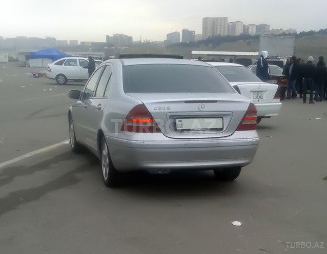 Mercedes C 200 2001, 203,000 km - 2.0 л - Sumqayıt