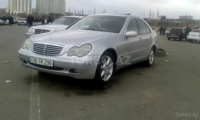 Mercedes C 200 2001, 203,000 km - 2.0 л - Sumqayıt
