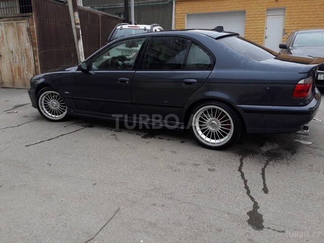 BMW 528 1997, 370,000 km - 2.8 л - Xırdalan