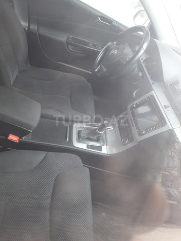Volkswagen Passat 2010, 115,000 km - 2.0 l - Bakı