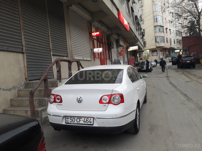 Volkswagen Passat 2010, 115,000 km - 2.0 l - Bakı