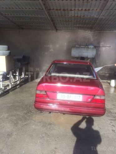 Mercedes E 230 1985, 300,000 km - 2.3 l - Bakı
